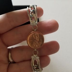 Treasure snap bracelet